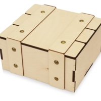 Деревянная подарочная коробка с крышкой Ларчик