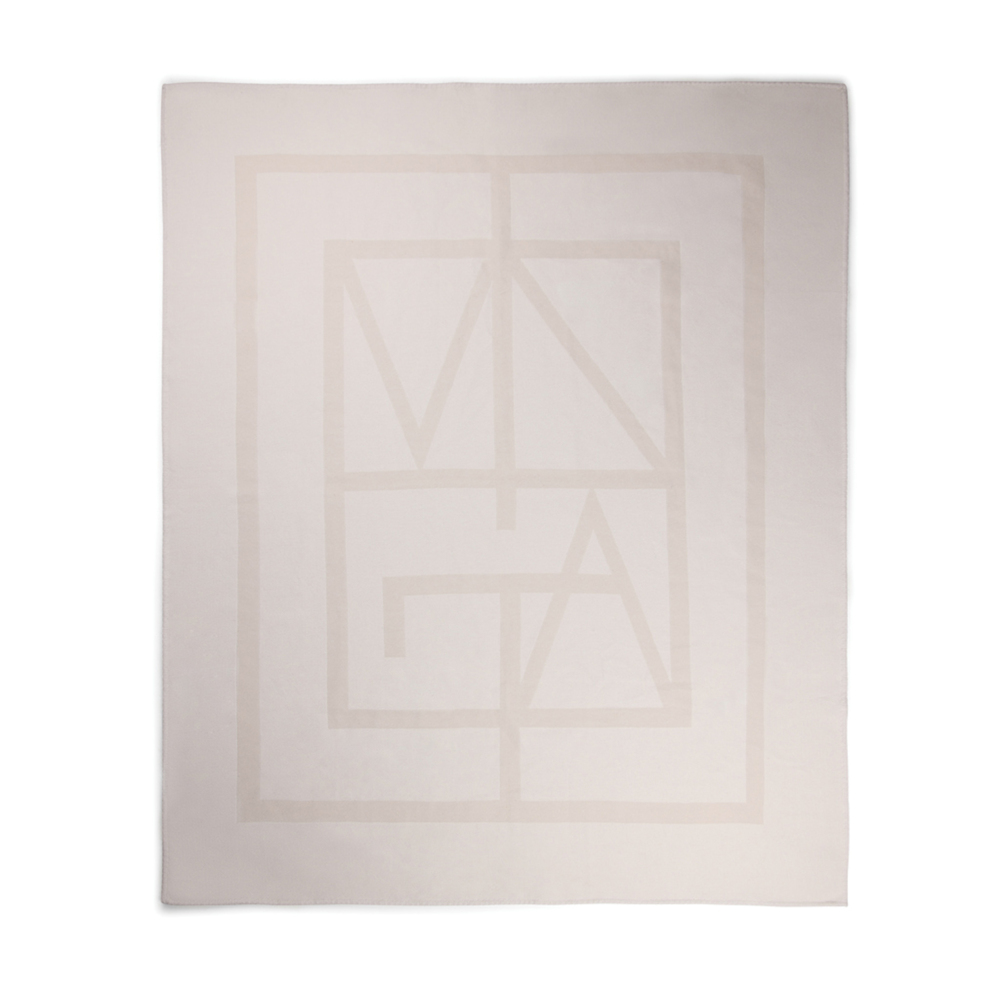 Плед VINGA Monogram из переработанного полиэстера GRS, 170x130 см